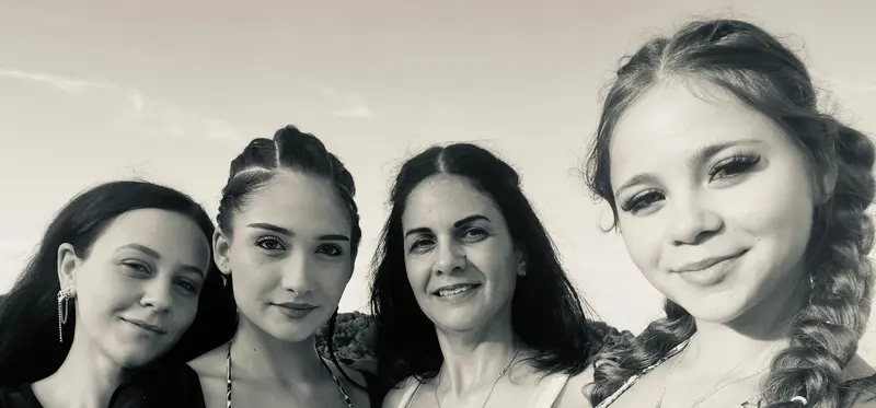 Atelier „Mămici cu oglinzi”, Atelier „Adolescenți 12-21”, Atelier „Părinte -copil”